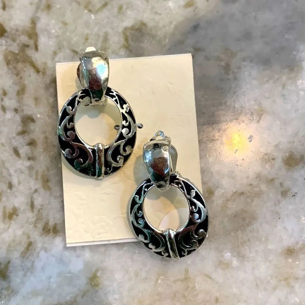 SilverโFashionโEarrings
